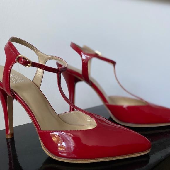 Saks Fifth Avenue Brand New Red Pumps - Picture 2 of 9